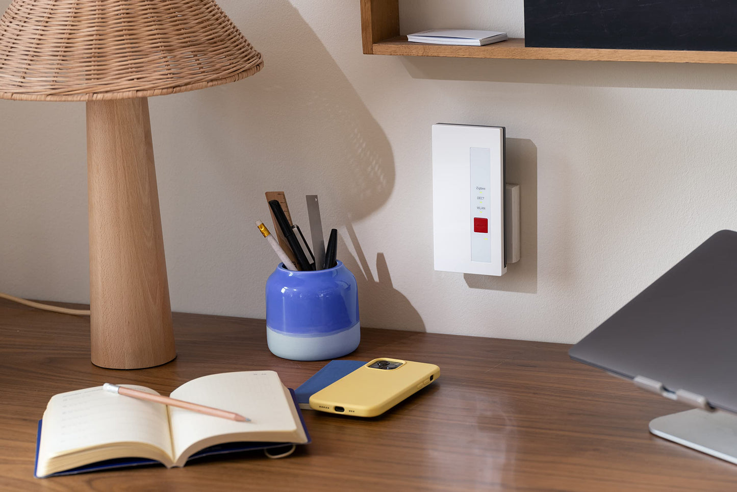 AVM FRITZ!Smart Gateway (Zigbee & DECT-ULE Anbindung, Matter-Bridge, WLAN/LAN, Smart Home Erweiterung, stabile Verbindung)